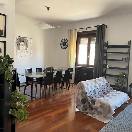 Rebecca'S Milano Collection: Repubblica Appartement Buitenkant foto
