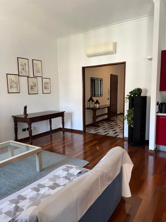 Rebecca'S Milano Collection: Repubblica Appartement Buitenkant foto