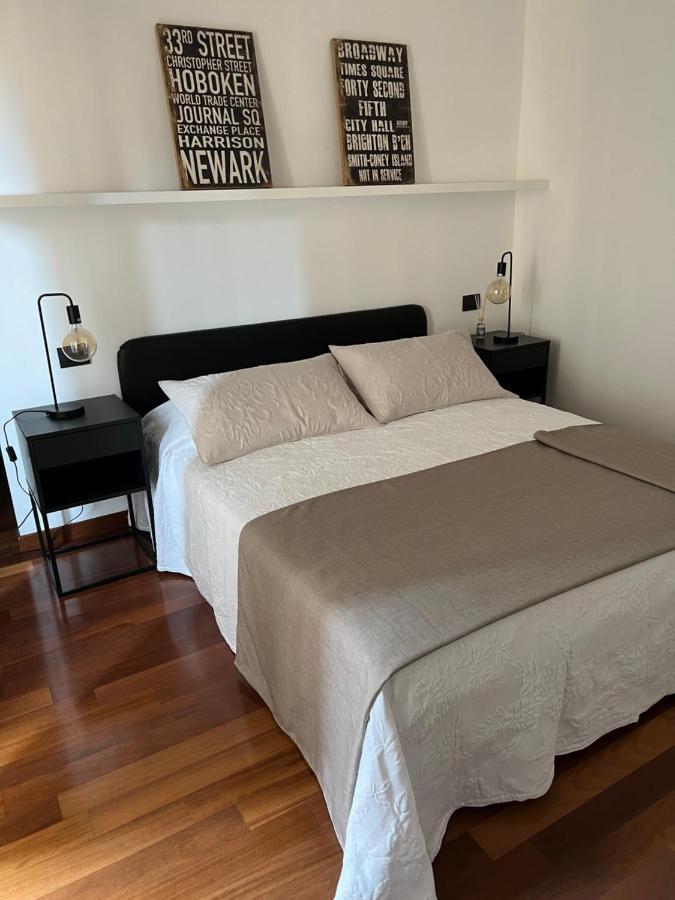 Rebecca'S Milano Collection: Repubblica Appartement Buitenkant foto